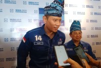 Ketua Umum Partai Demokrat Agus Harimurti Yudhoyono (AHY)  didampingi Ketua DPD Partai Demokrat Kalsel, H Ibnu Sina.(SuarIndonesia/HM)