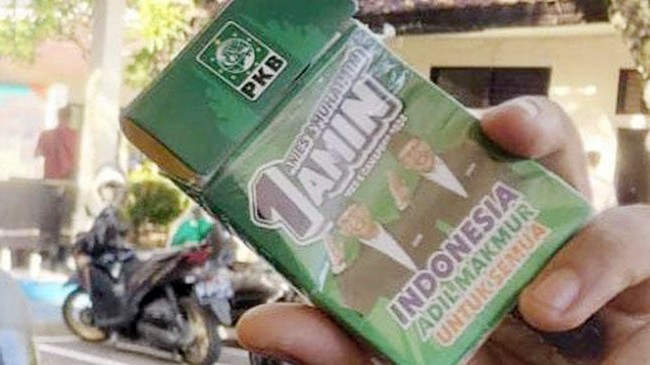 Rokok bergambar calon presiden (capres) nomor urut 1 Anies Baswedan-Muhaimin Iskandar atau Cak Imin (AMIN). (Istimewa)