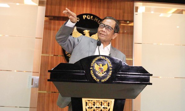 Menko Polhukam Mahfud MD menyatakan restorative justice tidak berlaku dalam kasus tindak pidana perdagangan orang (TPPO). [ANTARA FOTO/RENO ESNIR]