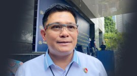 Direktur Reskrimsus Polda Metro Jaya Kombes Ade Safri Simanjuntak mengatakan pihaknya menyambut baik putusan praperadilan yang diajukan Firli Bahuri, Selasa (19/12/2023). (detikCom/Wildan)