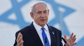 erdana Menteri Israel Benjamin Netanyahu ingin mengusir secara halus warga Palestina di Gaza dengan meminta mereka melakukan migrasi sukarela ke negara lain. [REUTERS/POOL]