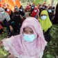 Menko Polhukam Mahfud MD memerintahkan jajarannya untuk menempatkan pengungsi Rohingya yang diusir mahasiswa di Gedung Palang Merah Indonesia (PMI) dan Yayasan Aceh, Kamis (28/12/2023). [EPA]