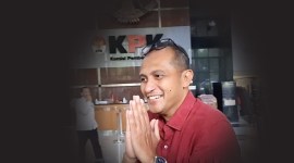 Komisi Pemberantasan Korupsi (KPK) resmi mengumumkan Wamenkumham Edward Omar Sharif Hiariej sebagai tersangka terkait kasus dugaan suap dalam pengurusan administrasi hukum umum (AHU) di Kemenkumham, Kamis (7/12/2023). (Antara Foto)