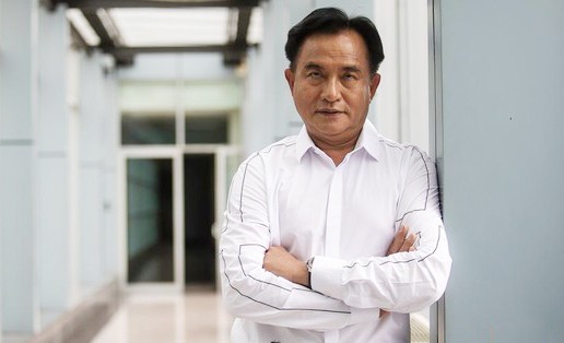 Pakar hukum Yusril Ihza Mahendra menyarankan kepolisian berhenti melakukan penyidikan kasus dugaan pemerasan Firli Bahuri terhadap Syahrul Yasin Limpo karena 'banyak misteri' dalam proses hukum yang dilakukan. [CNNIndonesia/Adi Ibrahim]