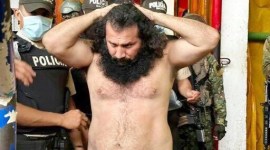 Pemimpin geng kuat Los Choneros, Jose Adolfo Macias, alias 'Fito,' hilang dari sel penjaranya. [©-/Ecuadorean Armed Forces/AFP/File]