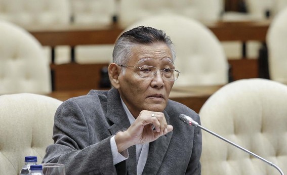 Pakar Hukum Pidana Romli Atmasasmita menolak jadi saksi meringankan Firli . [CNNIndonesia/Adhi W]