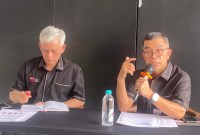 Kepala OJK Kalsel Darmansyah menyambut baik pemenuhan modal Inti Bank Kalsel di pertengahan 2024.