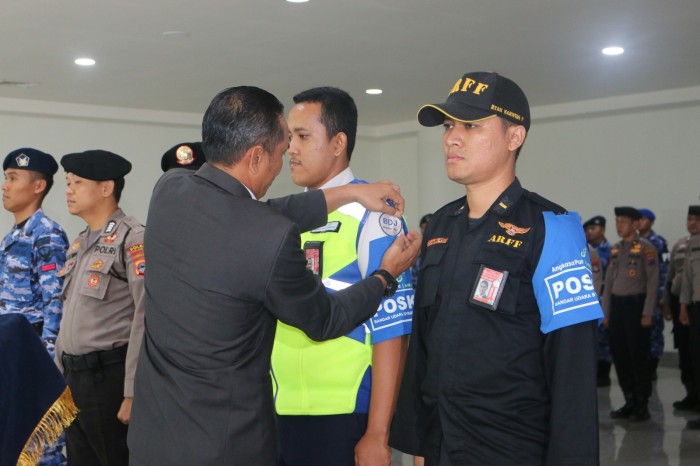 Posko terpadu Angkutan Udara Natal 2023 dan Tahun Baru 2024 (Nataru) resmi ditutup, Kamis (4/1/2024) di Bandara Internasional Syamsudin Noor/ (SuarIndonesia/Humas)