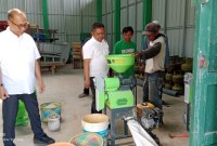 Dinas Ketahanan Pangan dan Perikanan (DKPP) Kabupaten Banjar melakukan monitoring pada Kelompok Lumbung Pangan Tunas Harapan Bangkit Desa Tambak Danau Kecamatan Astambul, pada Rabu (3/1/2024). (SuarIndonesia/Humas)