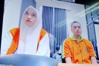 Wiwik Isturini salah terdakwa dalam perkara korupsi pada kegiatan pemeliharaan rutin berkala kendaraan dinas operasional DLH Kotabaru tahun anggaran 2020-2021 (SuarIndonesia/HD)