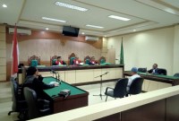 Terdakwa Rahmat Hidayat merupakan ASN aktif yang menjabat sebagai pengawas Sekolah Dasar (SD) di Kecamatan Candi Laras Utara, Kabupaten Tapin, oleh majelis hakim Tindak Pidana Korupsi Banjarmasin diganjar setahun penjara.. (SuarIndonesia/.HD)