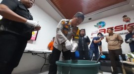 narkotika jenis sabu dan pil ekstasi, dimusnahkan Rabu (24/1/2024) dipimpin Wakapolresta Banjarmasin, AKBP Arwin Amrih Wientama didampangi Kasat Reserse Narkoba Polresta Banjarmasin, Kompol R Prawira Bala Putra Dewa. (SuarIndonesia/YI)