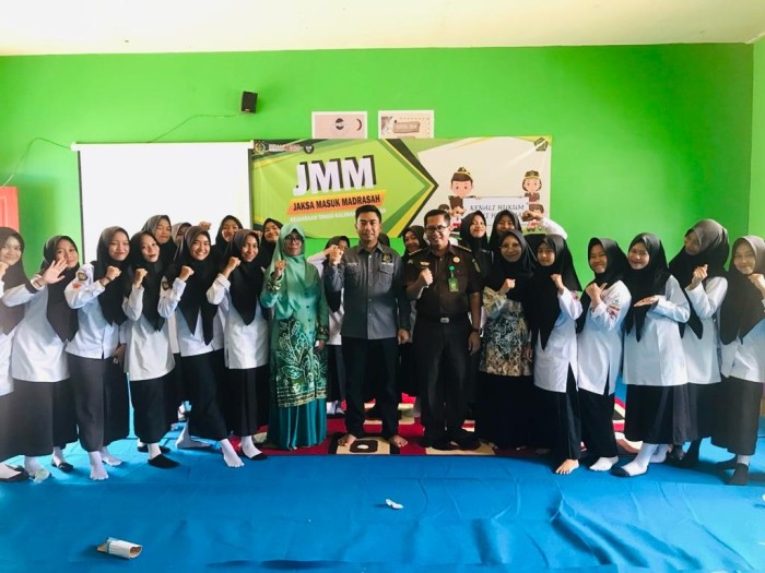Jaksa Masuk Madrasahdi Madrasah Aliyah Negeri (MAN) 5 Kabupaten Banjar, Rabu (24/1/2024) (SuarIndonesia/Ist)