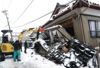 Kerusakan akibat gempa M 7,5 di Jepang. (Foto: REUTERS/KIM KYUNG-HOON)