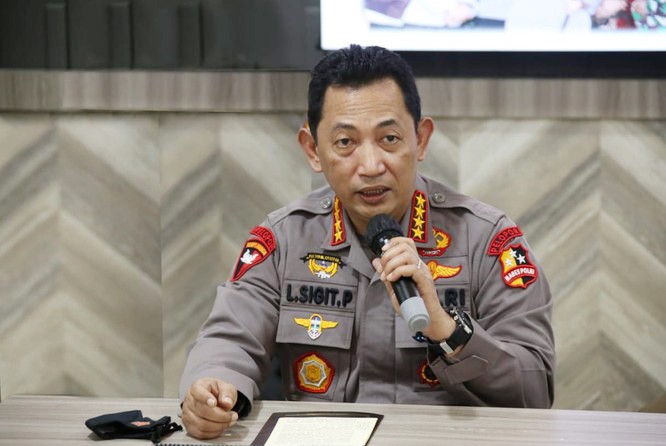 Kapolri Jenderal Listyo Sigit Prabowo merotasi jabatan 211 perwira menengah dan perwira tinggi Polri. [detikcom/Rumondang N]