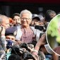 Dr Muhammad Yunus, Peraih Nobel dihukum karena melanggar Undang-Undang Ketenagakerjaan Bangladesh. [anews.com.tr)