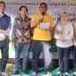 acara tasyakuran bersama Warga Sungai Jingah, Kader Golkar Rian, Ir Sukhrowardi (Anggota DPRD Kota Banjarmasin), Hasnuryadi Sulaiman (DPR RI), Dewi Damayanti Said (DPRD Kalsel), Kamis (18/1/2024) (SuarIndonesia/SU)