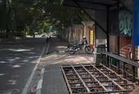 Halte KM 0 Pelindo III hilang diduga dicuri. (Doc. Banjarmasinpost)