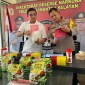 Kombes Pol Kelana Jaya didampingi Kabid Humas, Kombes Pol Adam Erwindi