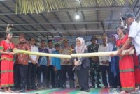 Festival Buah Mamigang sekaligus peresmian wisata alam Buntar Batarius, yang diresmikan oleh Camat Halong, Rahmadi, di Halaman Kantor Desa Mamigang, Kecamatan Halong (SuarIndonesia/Humas)