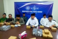 oto
- Ketua Pimpinam.Wilayah NU Kalsel Dr H Muhammad Tambrin dan Ketua Pimpinan Wilayah Muhammadiyah Kalsel Prof H Ridhahani Fidzi pada konferensi pers Pemilu Damai di kantor PW Muhammadiyah di Banjarmasin, Senin (12/2/2024) (SuarIndonesia/SU)