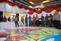 Menjelang pemungutan suara Pemilu 2024 dan perhitungan suara, Kepolisian Daerah Kalimantan Selatan (Polda Kalsel) lakukan Tactical Floor Game (TFG)., Senin (12/2/2024) (SuarIndonesia/ZI) 