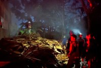 sebuah gudang limbah plywood milik salah satu perusahaan, Rabu (14/2/2024) (SuarIndonesia/DO)