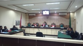 sidang PK terpidana kliennya Martdani H Maming, yang dilakukan secara virtual,  Senin (26/2/2024) di Pengadilan Tindak Pidana Korupsi Banjarmasin. (SuarIndonesia/HD)