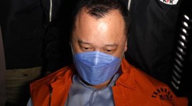 KPK segera melepas tersangka penyuap mantan Wamenkumham Edward Omar Sharif Hiariej alias Eddy Hiariej, Dirut PT Citra Lampia Mandiri (CLM) Helmut Hermawan setelah yang bersangkutan menang praperadilan. [detikcom/Farih]