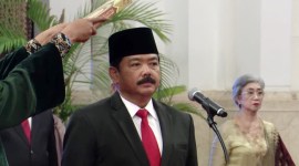 Hadi Tjahjanto resmi dilantik sebagai Menko Polhukam di Istana Negara, Jakarta, Rabu (21/2/2024). [Setpres]