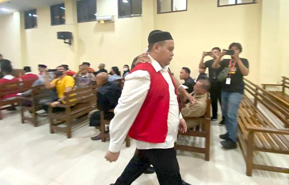 Rivaldo Miliandri G Silonde alias 'Kif' tangan kanan gembong narkoba Fredy Pratama menjalani sidang di Pengadilan Negeri Tanjung Karang, Bandar Lampung dan divonis hukuman mati, Selasa (27/2/2024). [detikcom/Tommy S]
