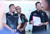 
Jampidsus Kejagung menetapkan 2 orang TERSANGKA, yang terkait dengan perkara dugaan tindak pidana korupsi dalam tata niaga komoditas timah wilayah Izin Usaha Pertambangan (IUP) PT Timah Tbk tahun 2015 s.d. 2022. [Kejaksaan Agung]