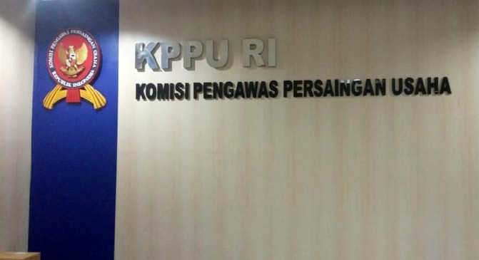 KPPU meminta tujuh maskapai tidak menaikkan harga tiket tanpa alasan rasional jelang hari raya Idulfitri 1445 H. Ketujuh maskapai ini merupakan terlapor dalam perkara kartel tiket. [detikcom/Herdi Alif Al Hikam]
