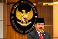 Menko Polhukam Hadi Tjahjanto mengaku telah memanggil Panglima TNI Agus Subiyanto untuk menginvestigasi dugaan penganiayaan prajurit TNI terhadap anggota KKB. [CNBC/Mistar]