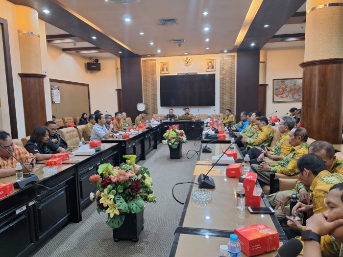 Sekretariat DPRD Provinsi Kalimantan Selatan (Kalsel) studi komparasi kaji banding ke Provinsi Jawa Timur (Jatim), Senin (4/3/2024) (SuarIndonesia/HM)