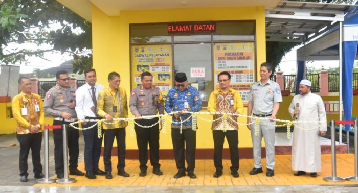 Paman Birin melalui Asisten Pemerintahan dan Kesejahteraan Rakyat, Nurul Fajar Desira, pada acara Gebyar Samsat Banjarmasin II, Senin (18/3/2024). (SuarIndonesia/adv)