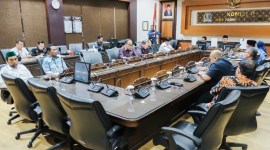 Komisi III DPRD Kalsel untuk menggali lebih dalam yang di lakukan DPRD Jatim, pada Senin (18/4/2024). (SuarIndonesia/Humas)