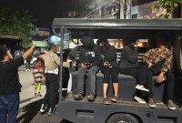Digaruk Polisi sejumlah pasangan remaja hingga waria di kamar hotel di Banjarmasin, Minggu (24/3/2024) dinihari.. (SuarIndonesia/DO)