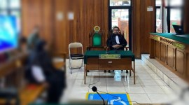 Perkara pelanggaran Pemilu 2024, Kepala Desa (Kades) Bajawit, Kabupaten Hulu Sungai Utara (HSU), Kalsel diganjar vonis empat bulan penjara dan denda Rp 5 juta, Senin (25/3/2024). (SuarIndonesia/ist)