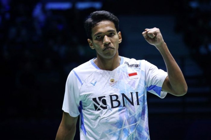 Chico Aura Dwi Wardoyo berhasil ke semifinal French Open 2024. [PBSI]