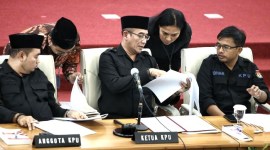 Jajaran Komisioner KPU saat mengumumkan penetapan hasil Pemilu 2024. [CNNIndonesia/Andry N]
