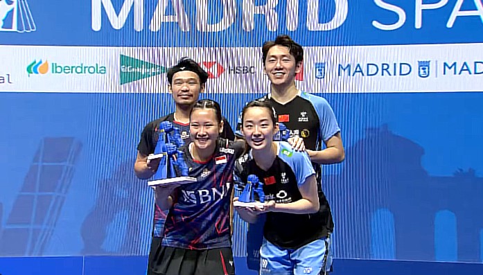 Rinov/Pitha juara Spain Masters 2024 mengalahkan Cheng Xing/Zhang Chi dengan skor 17-21, 21-12, 21-13 di final. [Screenshot BWF TV]