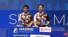 Sabar Karyaman Gutama/Moh Reza Pahlevi Isfahani menjadi juara Spain Masters 2024 setelah mengalahkan Junaidi Arif/Roy King Yap 21-18, 17-21, 21-19, Minggu (31/3/2024). [Screenshot: BWF TV] 