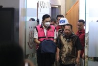 Kejaksaan Agung (Kejagung) langsung menahan suami Sandra Dewi, Harvey Moeis usai ditetapkan sebagai tersangka kasus dugaan korupsi tata niaga komoditas timah wilayah Izin Usaha Pertambangan (IUP) PT Timah Tbk tahun 2015-2022. [Dok. Kejagung]