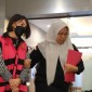 
Setelah menetapkan status sebagai tersangka kasus korupsi IUP Timah, Kejagung langsung menahan Crazy Rich PIK Helena Lim di Rutan Salemba selama 20 hari ke depan. [Kejagung]