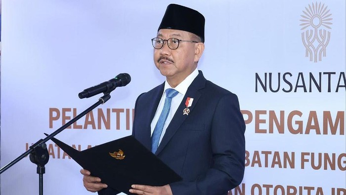 
Bambang Susantono, Kepala Otorita Ibu Kota Negara (IKN) Nusantara, mengatakan pihaknya mengedepankan upaya dialog dengan masyarakat adat setempat. [@Instagram IKN]