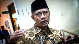 Ketum PP Muhammadiyah, Haedar Nashir menyebut waktu pelaksanaan lebaran tahun ini kemungkinan besar serempak antara pemerintah dan Muhammadiyah. [CNNIndonesia/Tunggul]