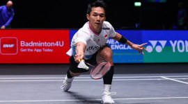 Jonatan Christie lolos setelah lawannya, Shi Yu Qi, retired di gim kedua laga perempatfinal Sabtu (16/3/2024) dini hari. [PBSI]