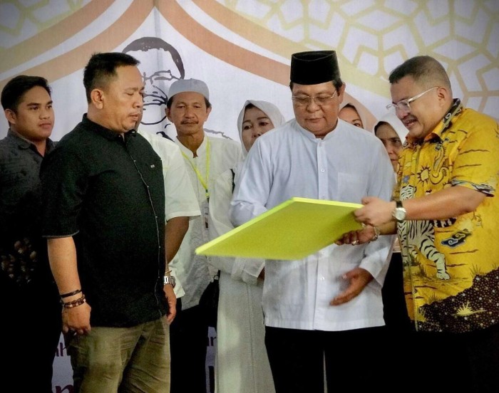 YN’S Center ( ayasan Yuni Abdi Nur Sulaiman halalbihalal, berbagi dan bertabur kebahagiaan berlangsung di kediaman keluarga besar Abdussamad Sulaiman (H Sulaiman HB) Jalani Kampung Melayu Darat, Banjarmasin, Sabtu (13/4/2024)(SuarIndonesia/Ist)