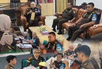 Reviu pertangungjawaban penggunaan anggaran, dari Tim Kejaksaan Tinggi Kalimantan Selatan (Kejati Kalsel) sasar Kejari (Kejaksaan Negri) Kabupaten Banjar, Senin (1/4/2024). (SuarIndonesia/Ist)